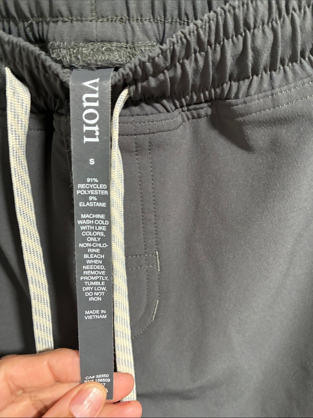 Vuori Men's Charcoal Gray Jogger Pants with Drawstring - Picture 4 of 5